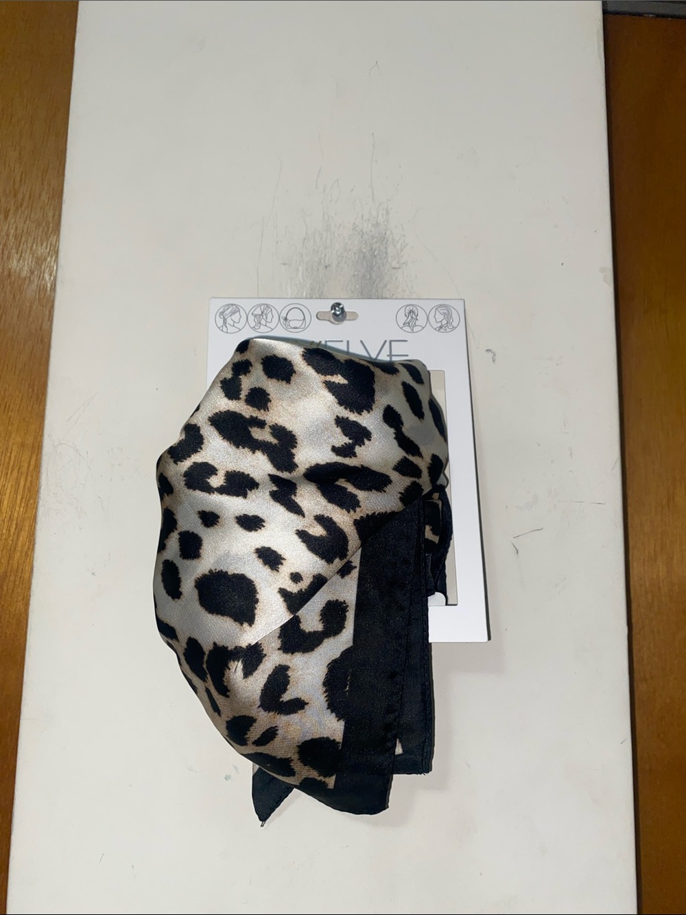 🖤🤍🤎NWT Twelve Leopard Print Satin Versatile Headband, Scarf etc.